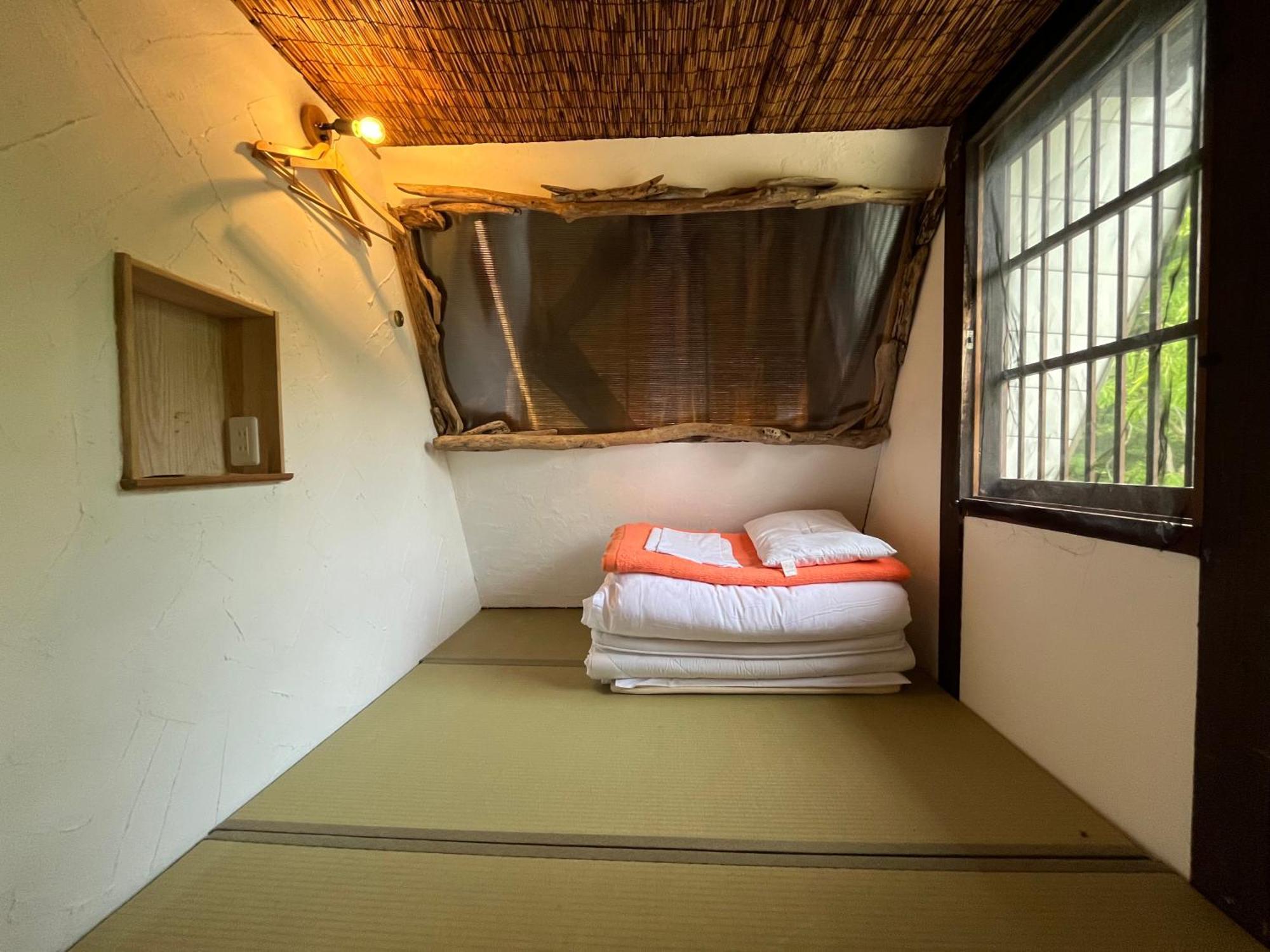 Guesthouse Kazura Nanto Екстериор снимка