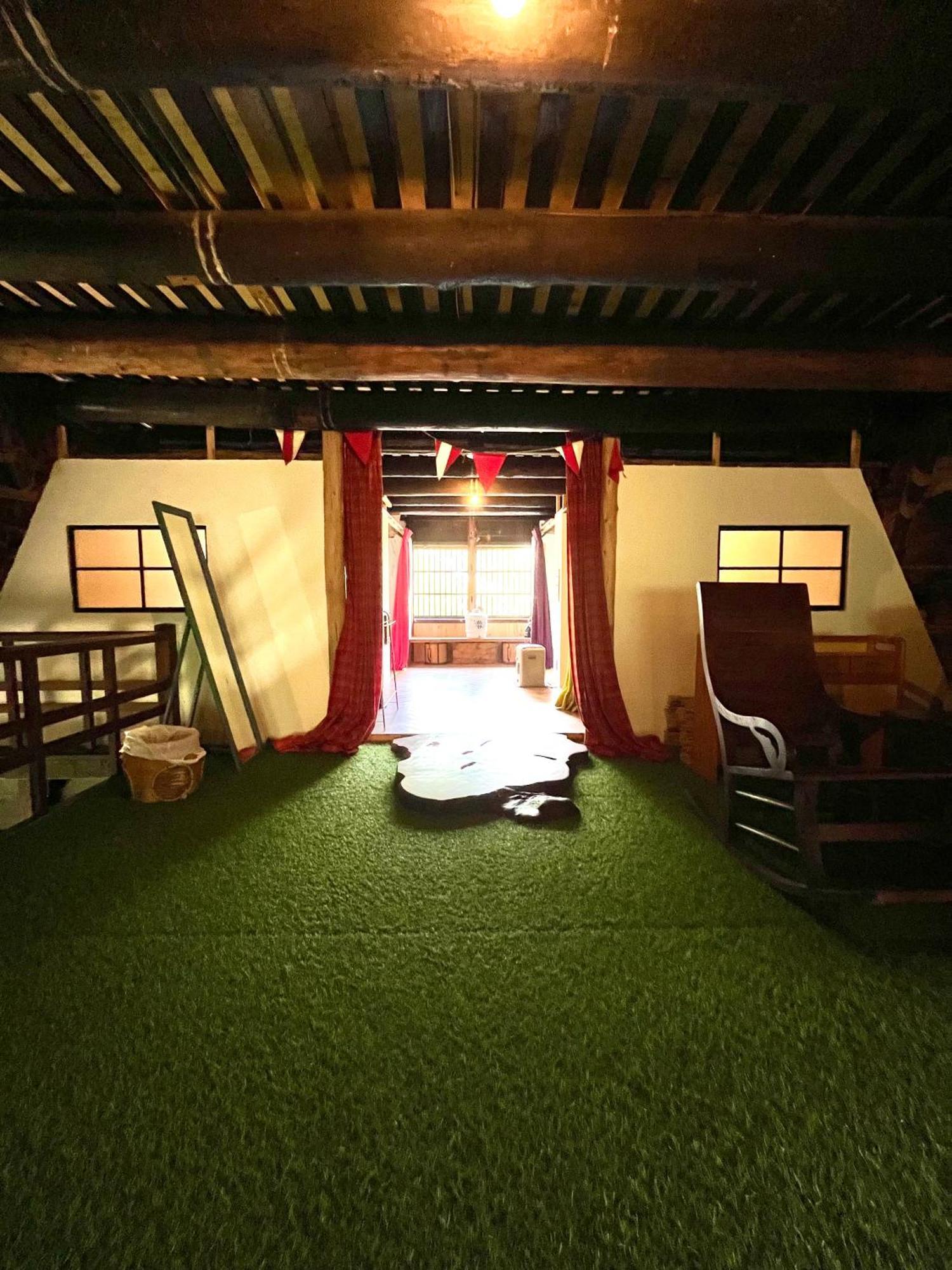 Guesthouse Kazura Nanto Екстериор снимка