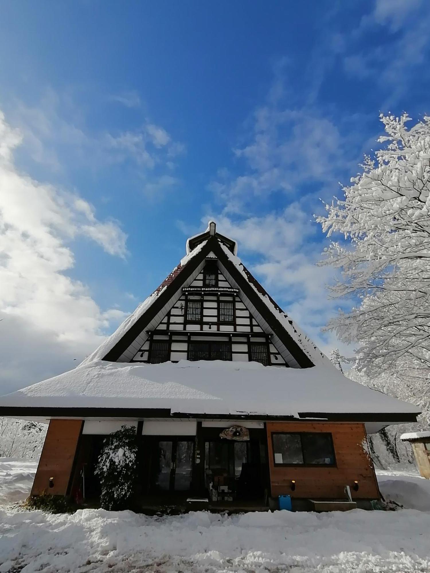 Guesthouse Kazura Nanto Екстериор снимка